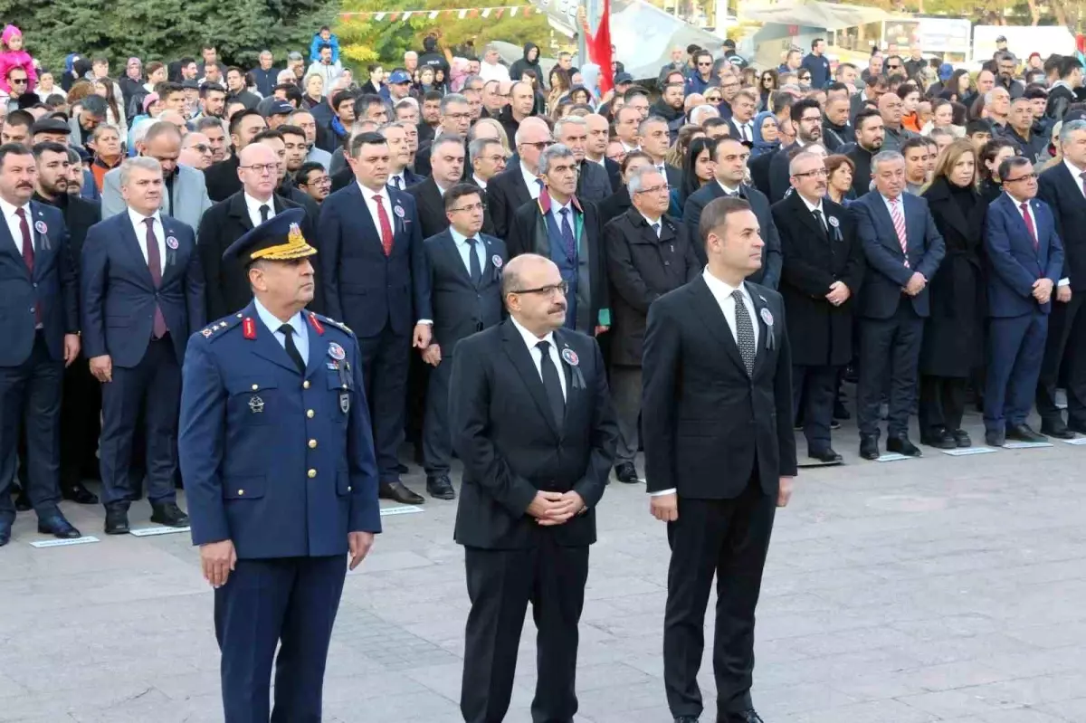 Atatürk, Balıkesir’de Saygı ve Rahmetle Anıldı